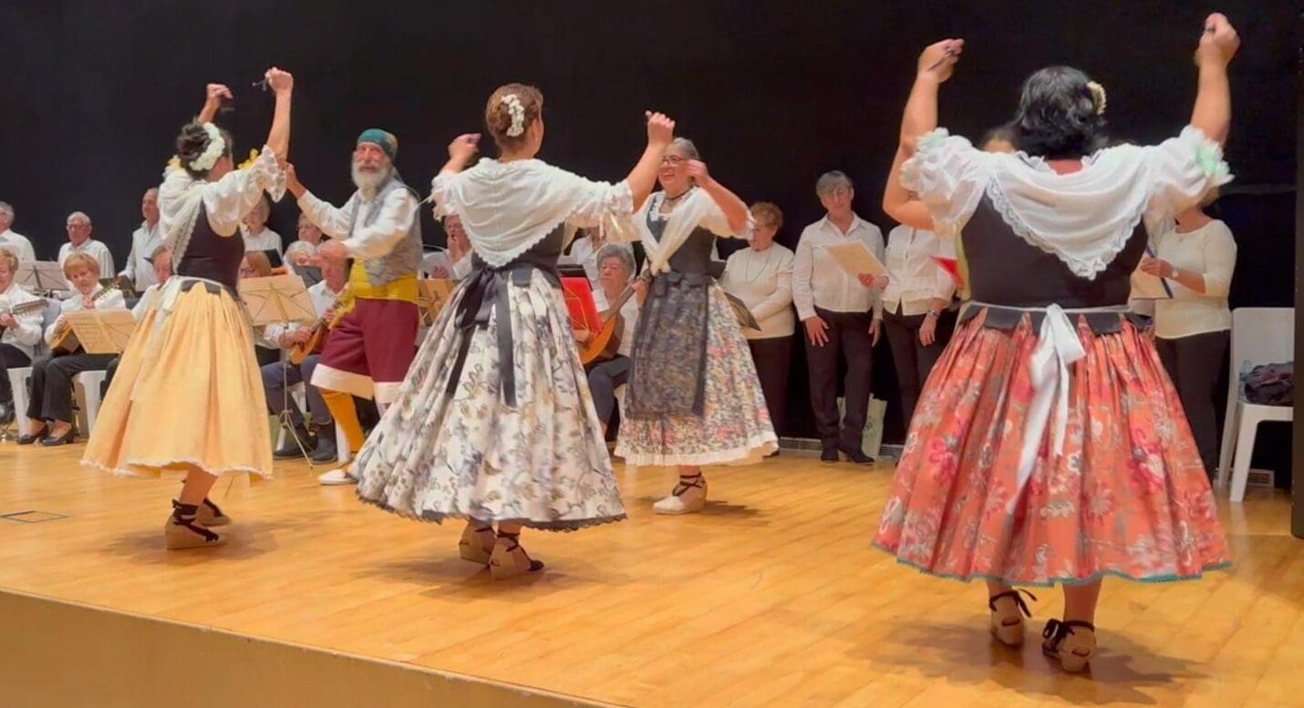 CONCIERTO FOLKLORICO TRAMUNTANA Y CALLOSA