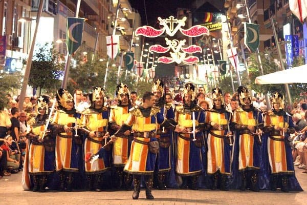 “Benidorm arde con la CORONACIÓN de la Reina Mora 2025 👑 ¡La noche más espectacular de los Moros y Cristianos!” 🔥 “Benidorm arde con la CORONACIÓN de la Reina Mora 2025 👑 ¡La noche más espectacular de los Moros y Cristianos!” 🔥